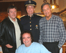 El autor con Tony Ronald, Dyango y Santi Carulla