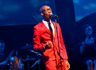 Sabelo Mthembu, cantautor sudafricano