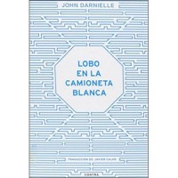 Lobo en la camioneta blanca