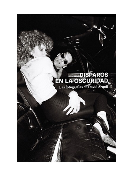 Disparos en la oscuridad