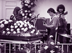 Los Allman Brothers tocando en el funeral de Duanne Allman