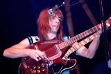 Steve Howe tocando el Coral Electric Sitar