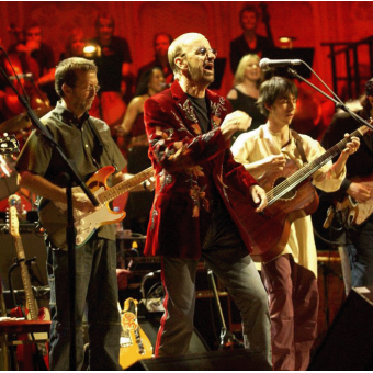 PHOTOGRAPH (Concert for George, Royal Albert Hall, Londres, noviembre 2002)